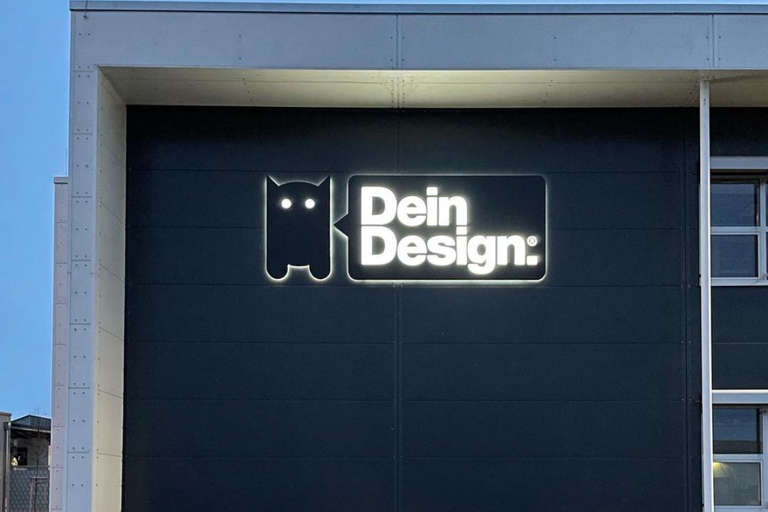 Dein Design Leuchttransparent der Firma Burgwerbung